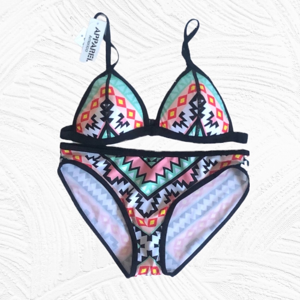 Apparel America Geometric Bikini Size XL